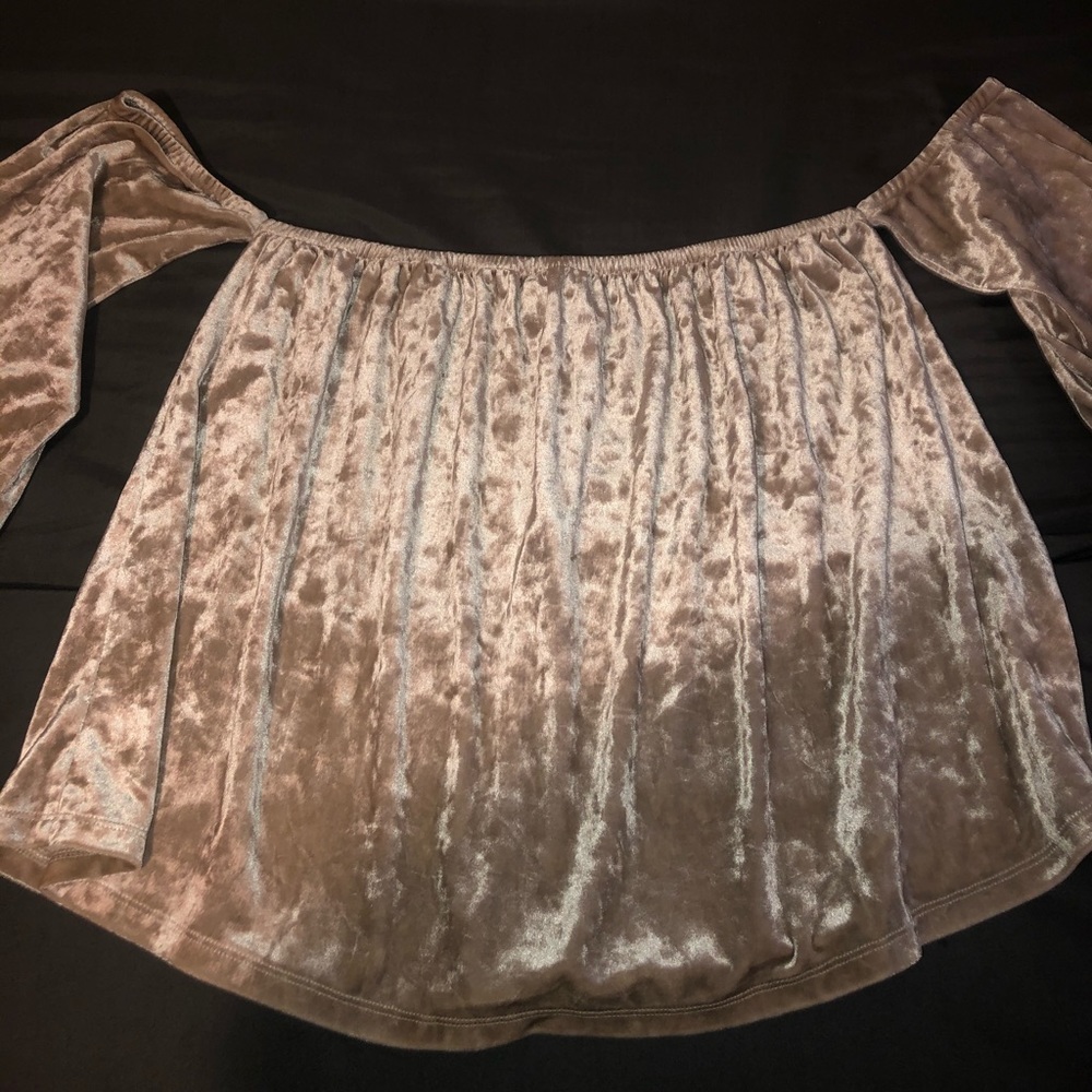 Nude shirt